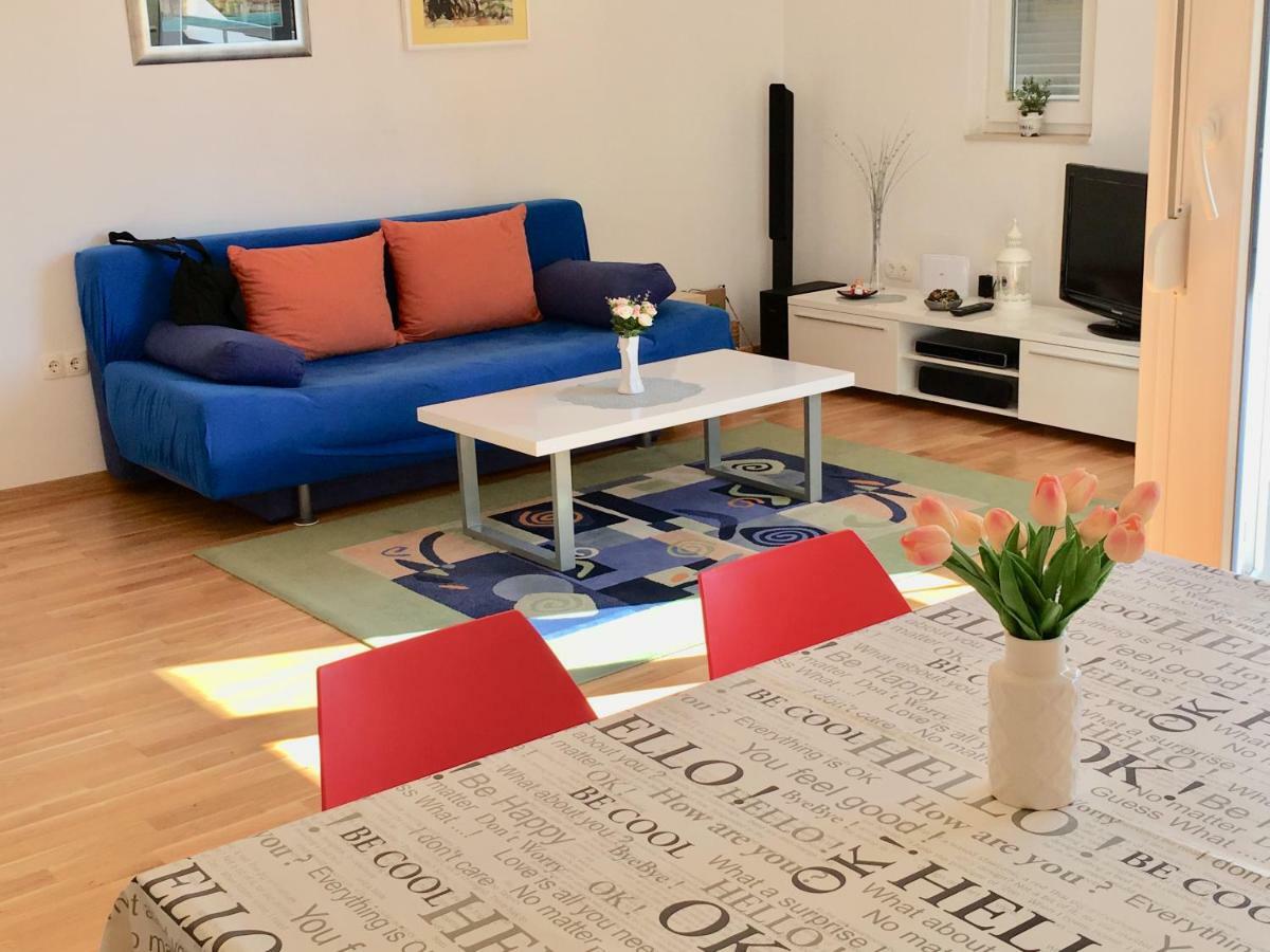 Antonijas Sunny Apartment Makarska Bagian luar foto